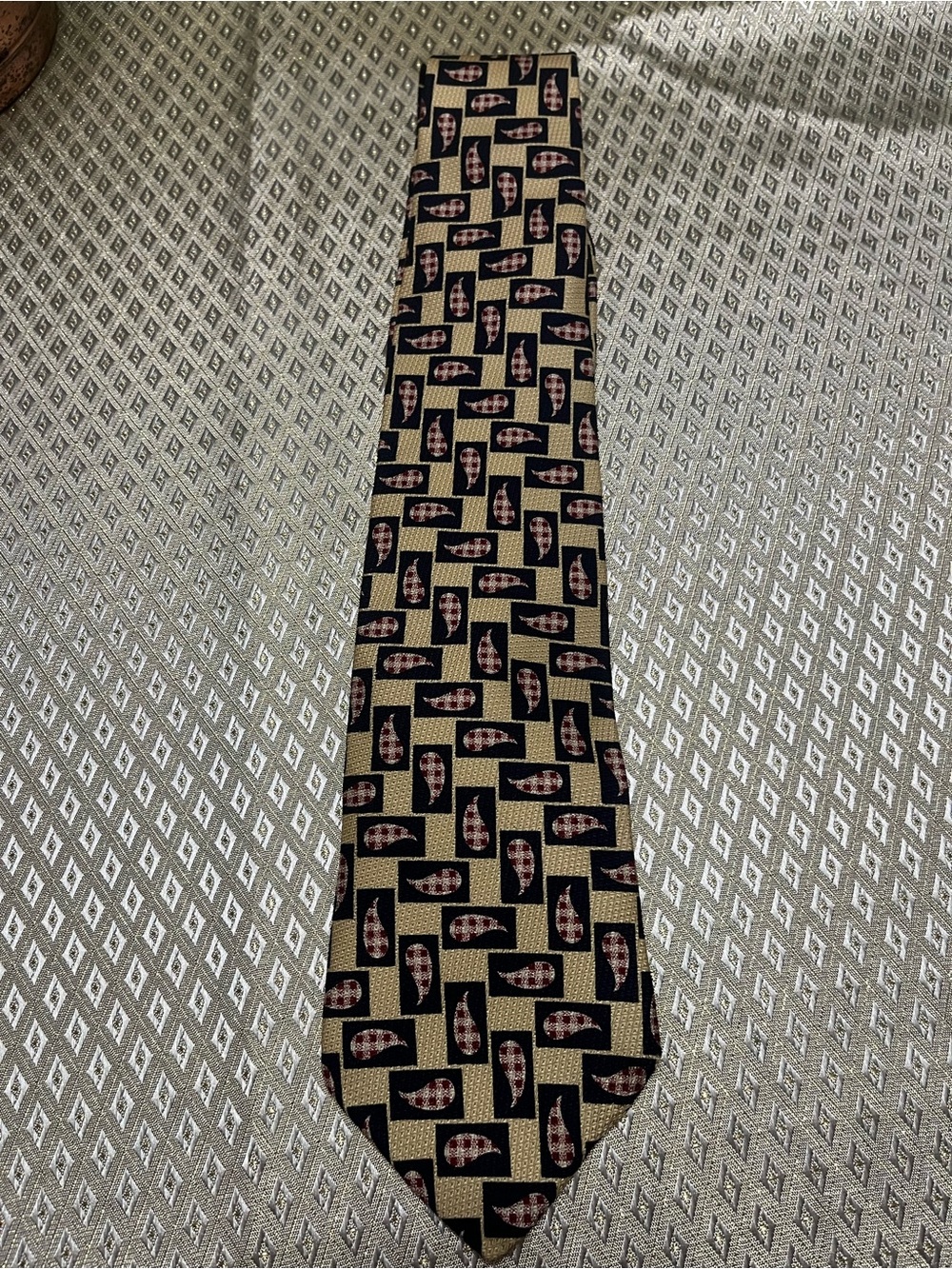 Classic Black and Beige Patterned Men's Tie